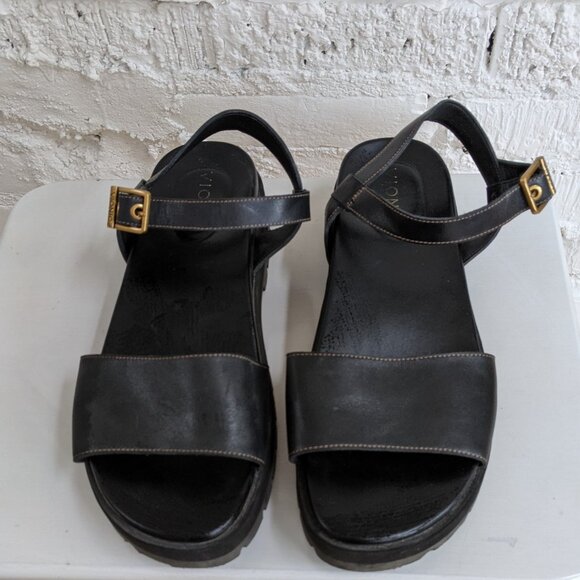 VIONIC BLACK LEATHER SANADLS SIZE 9.5 - Picture 2 of 8